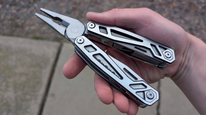 multi-tool - the wetols 21-in-1 is an absolute beast. it&#039;s solidly built, no...