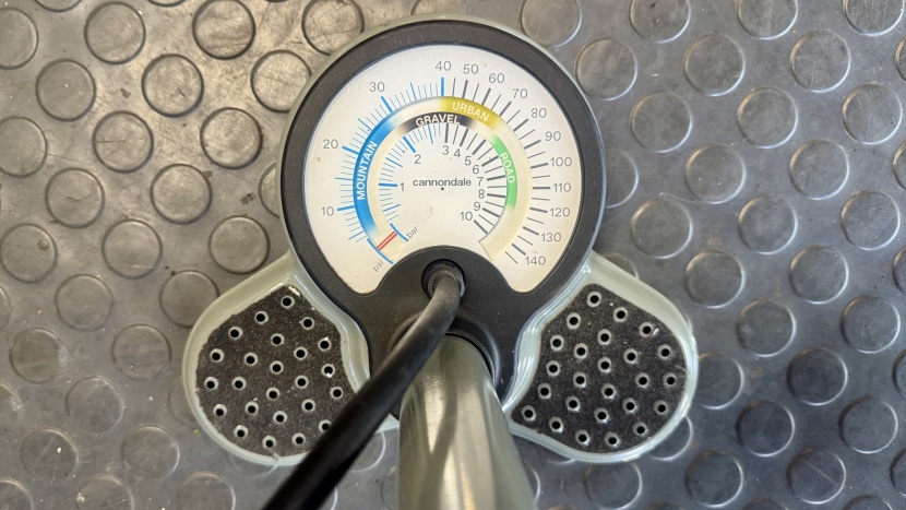 bike pump - the size and shape of the base gives the pump excellent stability...