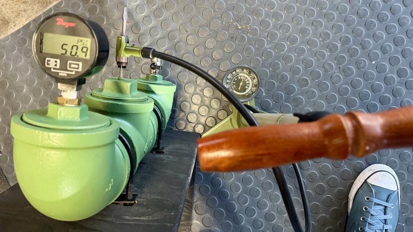 silca terra floor pump - while our original gauge was wildly inaccurate, the replacement...