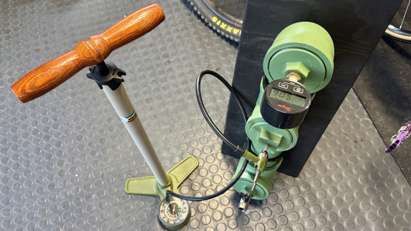 silca terra floor pump - this pressure control unit allows us to test pressure accuracy over...