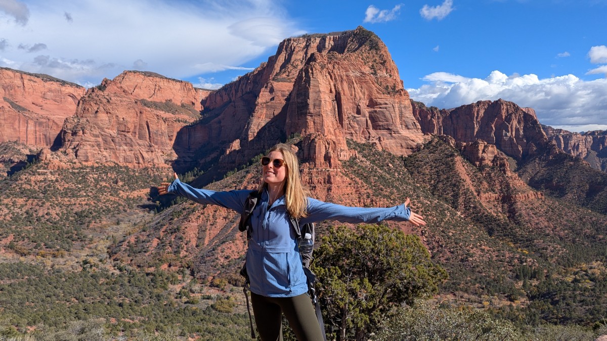 Cotopaxi Yermo Hooded - Women's Review (Spread your reach with the Yermo's "handy" thumb loops.)