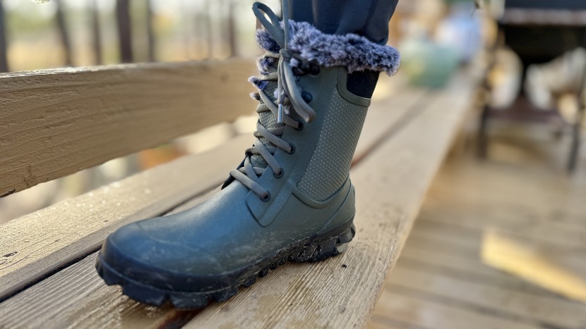 winter boots womens - cozy warm, supportive and weatherproof the bogs arcata feel like an...