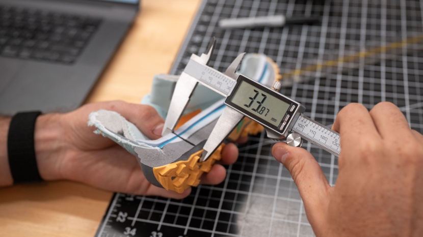 trail running shoes womens - we have tested the heel-to-toe drop in our lab to ensure all specs...