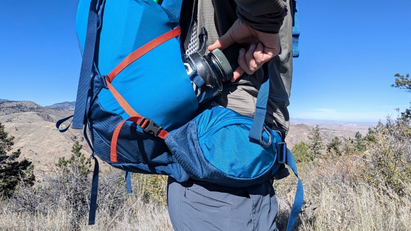 osprey atmos ag lt 65 - the atmos ag lt has massive stretch mesh side pockets, which you can...