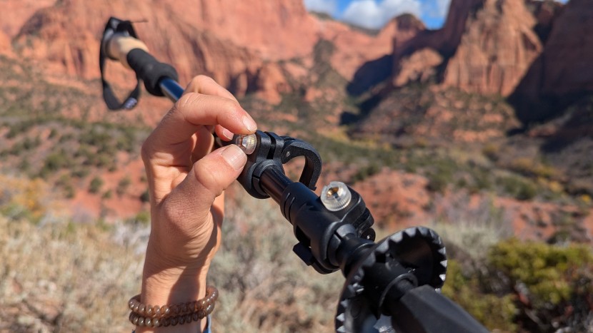 montem ultra strong - we struggled to tighten the plastic locks by hand, and the locking...