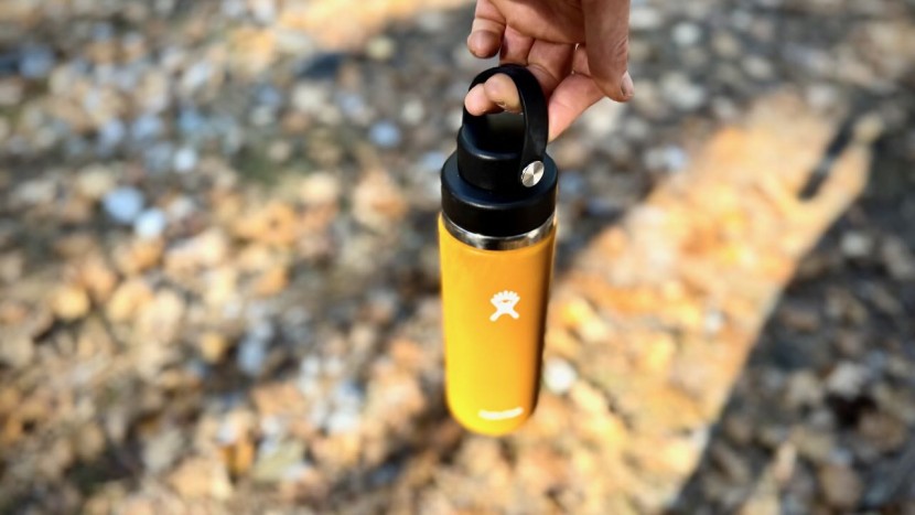 water bottle - although the flex chug lid features a tiny carry handle, it remains...