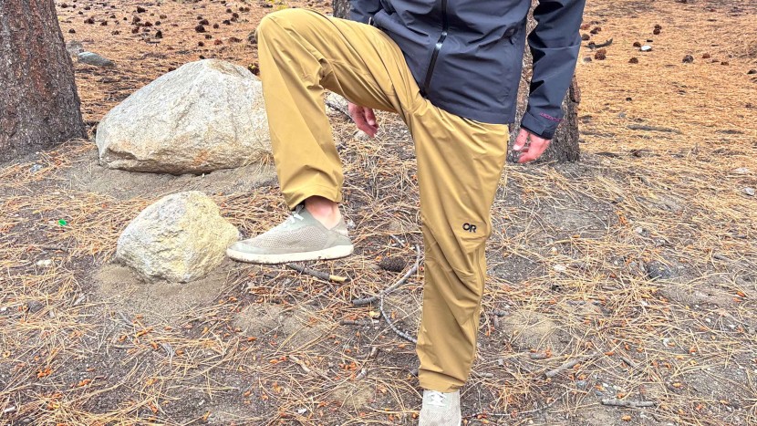 outdoor research foray 3l - despite its overly baggy fit, we loved the mobility of the foray 3l.