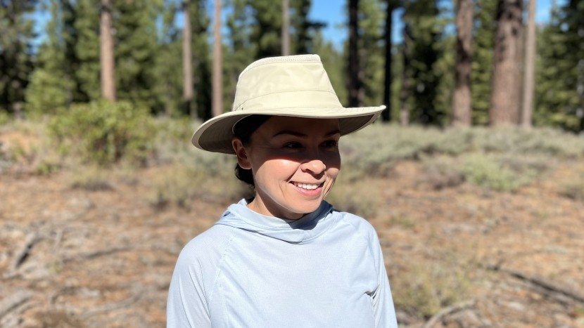 when facing the early afternoon sun, the ltm6 shades much of the face.