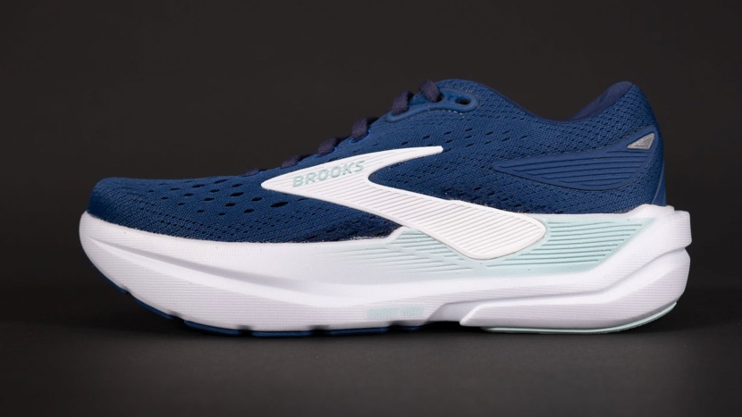 Shoe Exterior photo comparison