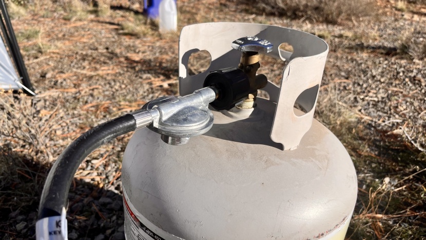 camplux pro series 6l - the camplux comes with an adaptor to hook up to a propane tank.