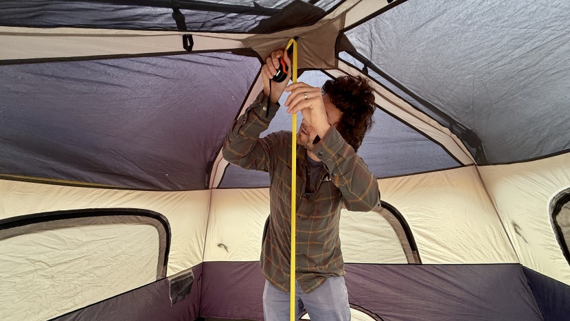 fanttik zeta c6 pro - this tent is not for tall people who want to walk around.