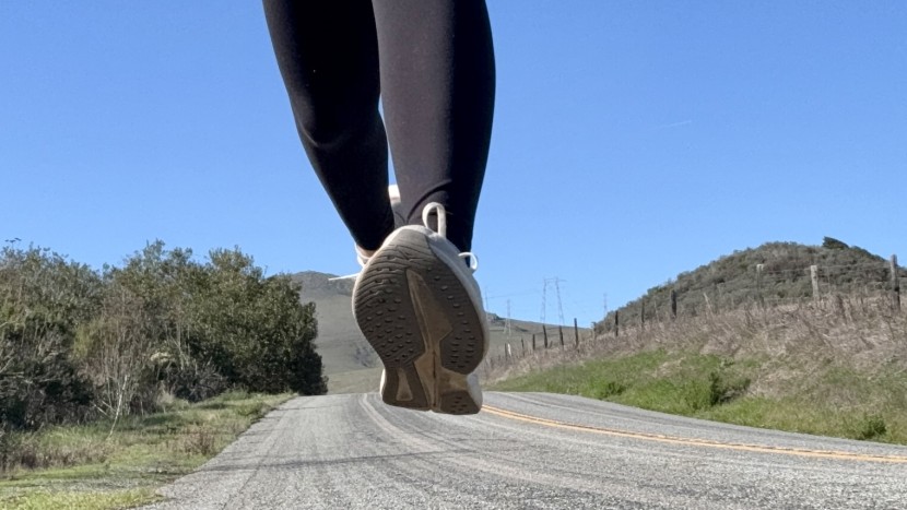 hoka mach 6 for women - the outsole of the mach 6 is perfectly fine on dry, paved surfaces...