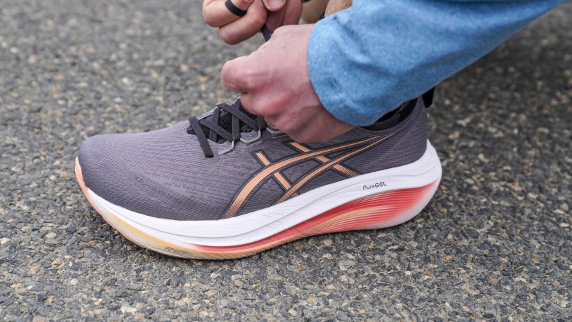 asics gel-nimbus 27 - the nimbus has a comfortable upper with a bit of stretch that feels...