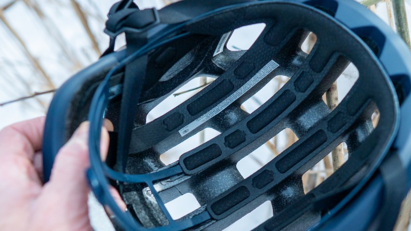 poc ventral air mips - the headband can be adjusted in the back of the helmet, near the dial.