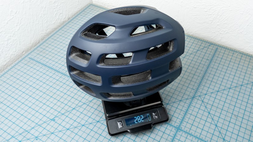 poc ventral air mips - at 282 grams for the size medium, this ventral air mips is very...