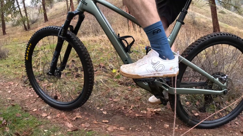 five ten freerider pro boa - these shoes provide great rigidity and power transfer is very direct.