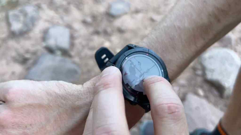 Garmin' Fenix 7S Sapphire Solar review: making the case for smaller fitness  watches - The Verge